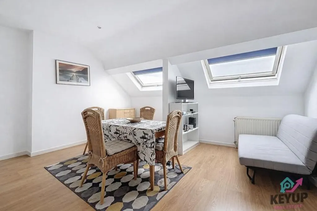 Söögituba - Duplex near Schuman, Luxembourg