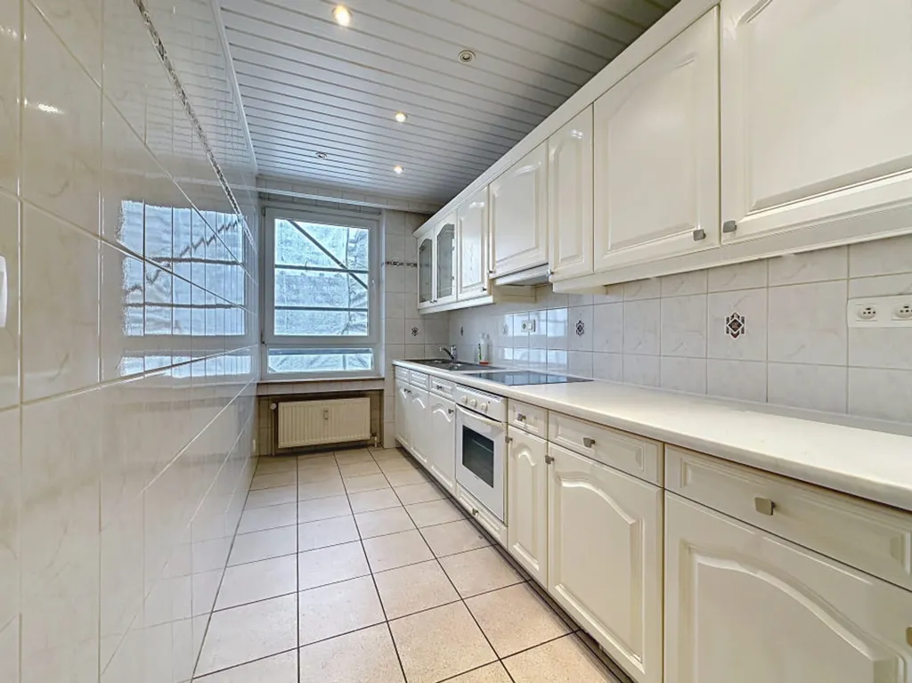 Cuisine - Appartement avec Balcons à Jette, Avenue de l'Exposition