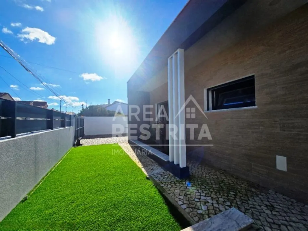 Aed - Luxury Detached House with Pool in Setúbal