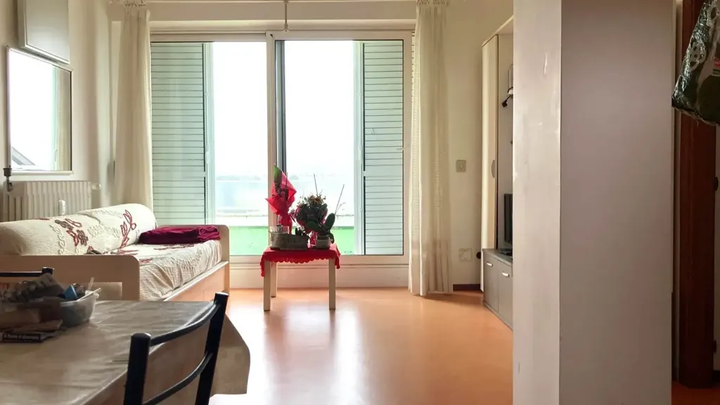 Appartement 3 pièces à IT