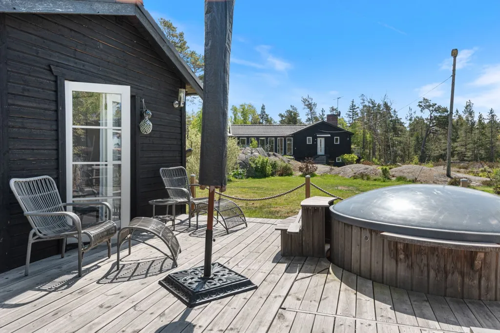Terrace - Seaside Villa with Sauna & Pool near Ingaröfjärden