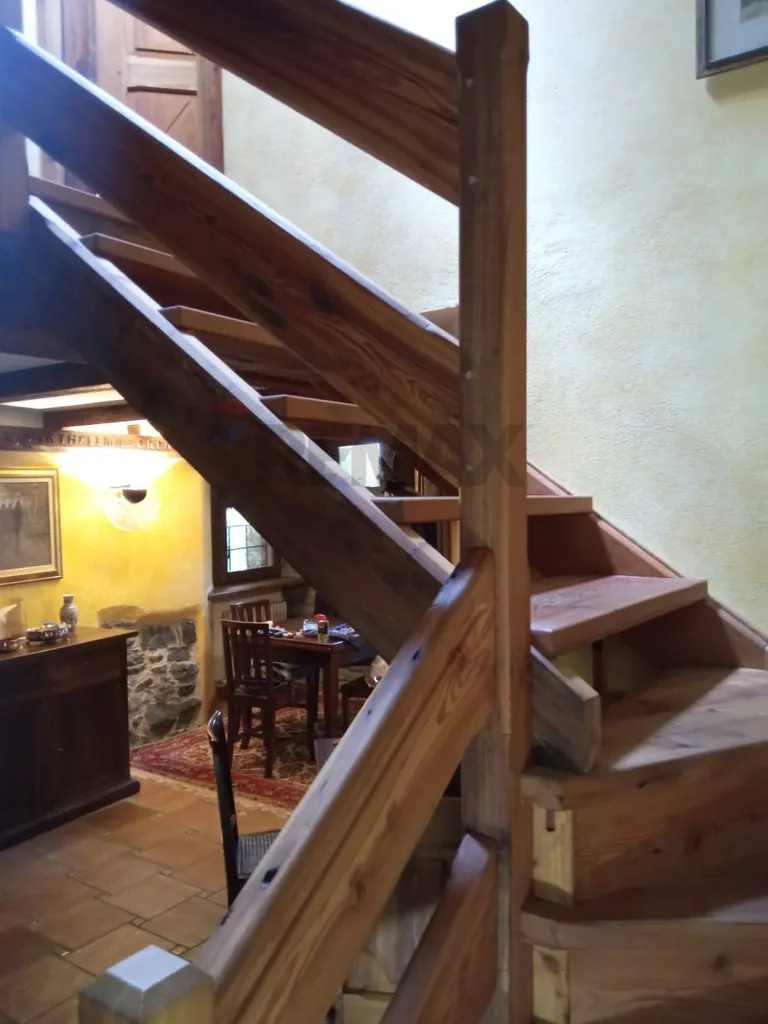 Maison 9 pièces à IT