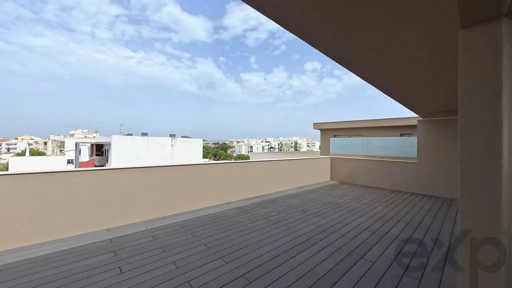 Rõdu - Luxury Flat with City View in Almancil