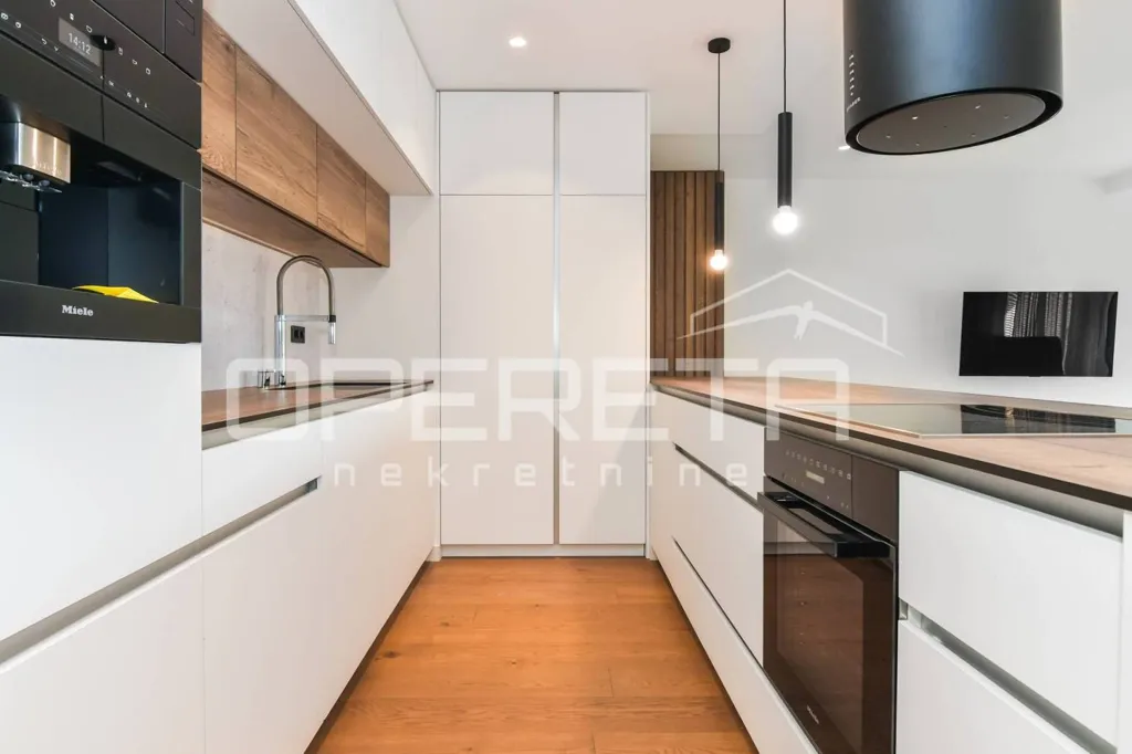 Cuisine - Luxury Apartment with Cathedral View in Zagreb