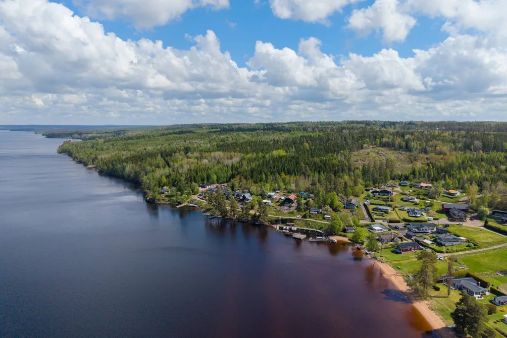 4-toaline maja asukohas Gullspångs kommun