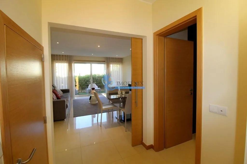 Esik - Luxury Townhouse with Sea Views in Patroves