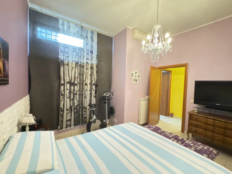 Magamistoad - Bifamiliar Villa with Balcony in Salisano