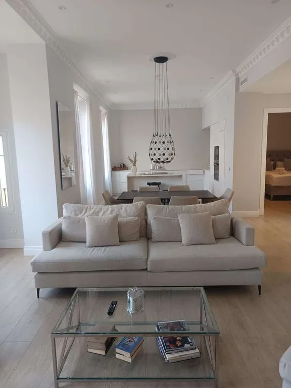 Elutuba - Luxury Apartment with Cathedral Views in Málaga