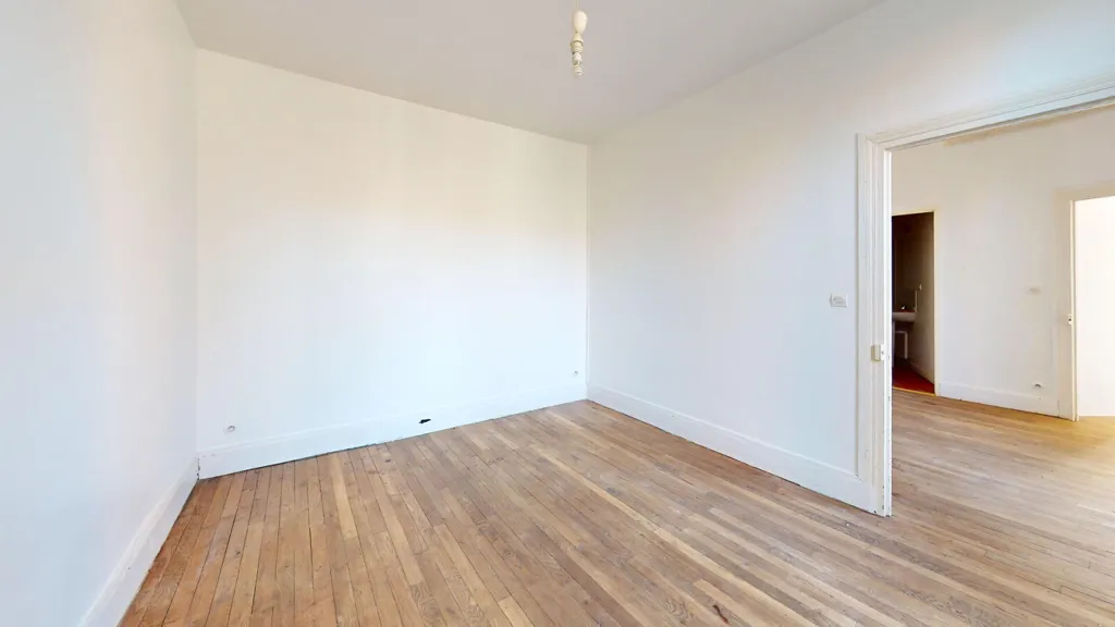Pièces - Appartement T3 avec Vue Cathédrale à Nevers