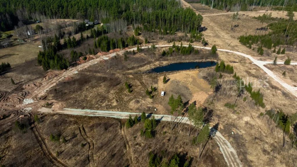 Vue aérienne - Private Plot with Forest View in Kureõja