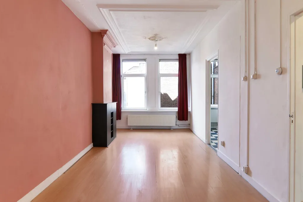 hallway_entrance