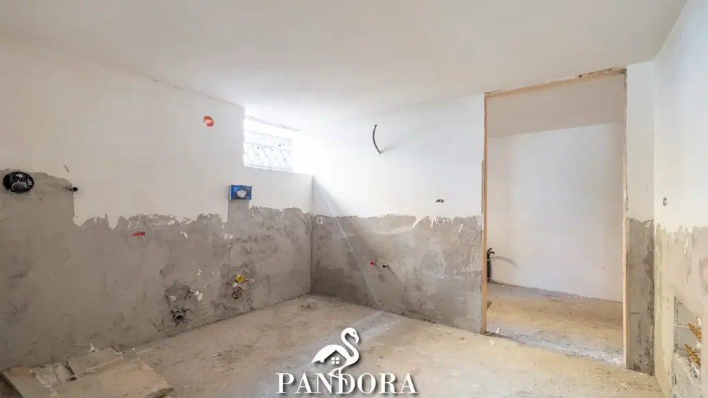Toad - Rustic-Style Semi-Detached Villa with Terrace in Lonate Pozzolo