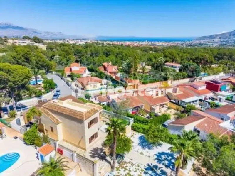 Vista aerea - Mediterranean Villa with Pool in La Nucía