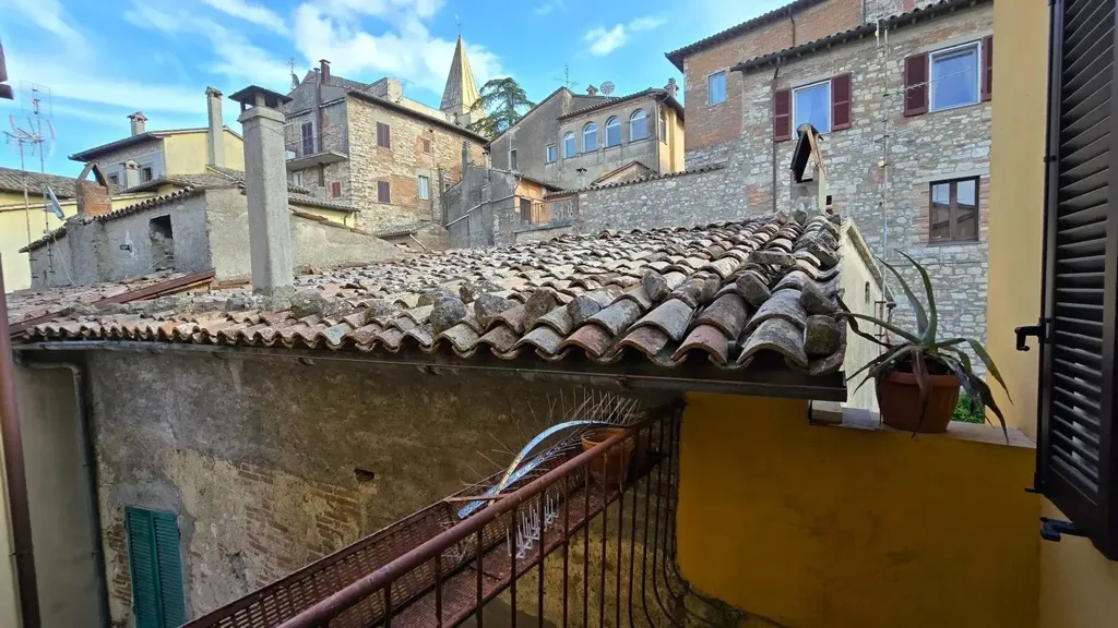 Aed - Historic Apartment with Panoramic Terrace in Todi