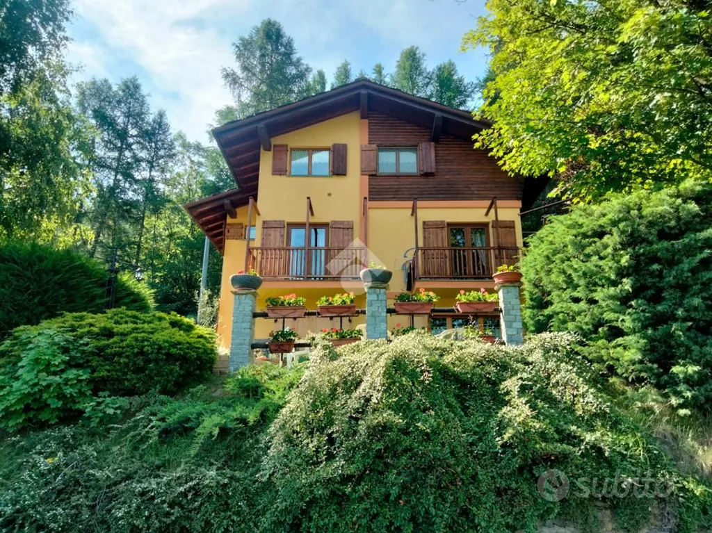 Maison 6 pièces à IT