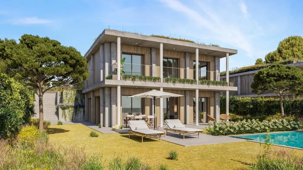 Villa with Sea View in Caparica Hills, Almada