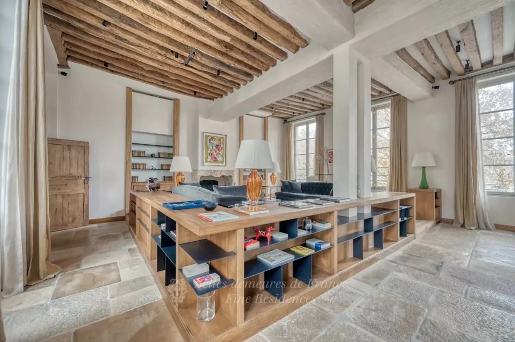 Office - Period Charm Triplex with Seine View in Paris 5th