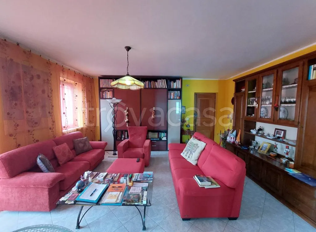 Séjour - Spacious Apartment with Balconies in Scarnafigi