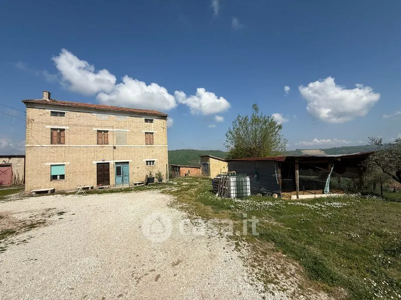 Exterior - Rustic Farmhouse with Garden in Loro Piceno
