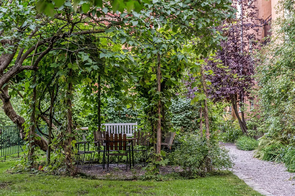 Giardino - Compact Two-Bedroom Flat in Redbergen