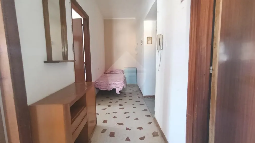 Esik - Apartment with Sea View in Scauri Centre
