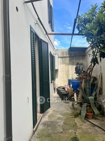 Aed - Rear Garden Terraced House in Prato