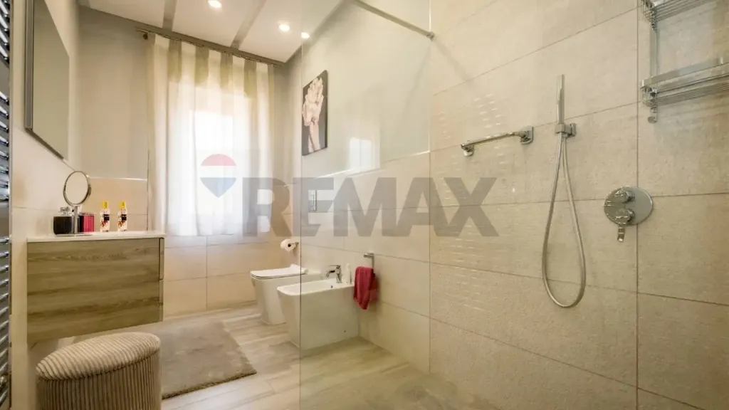 Vannitoad - Spacious Apartment with Balcony in Palermo