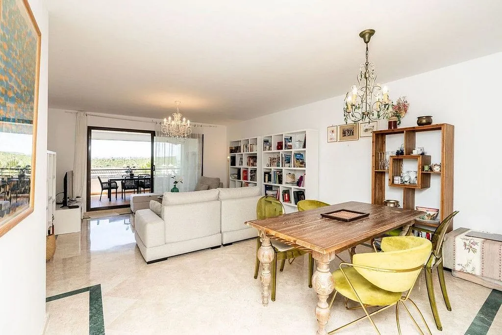 Söögituba - Apartment with Pool and Terrace in Casares