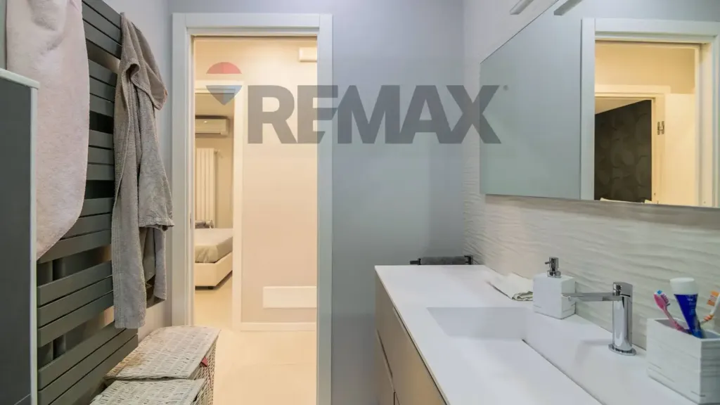 Salles de bain - Rusticated Apartment with Terrace in Misterbianco