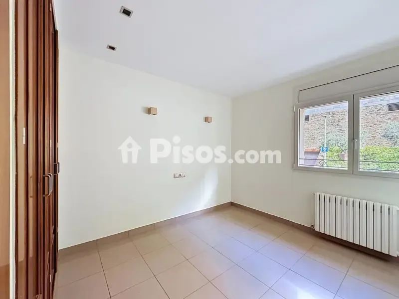 Pièces - Apartment with Parking and Storage in Escaldes-Engordany