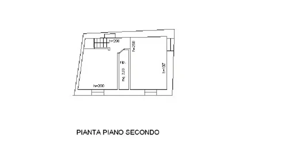 Plan - Tuscan Terratetto with Private Courtyard in Camaiore