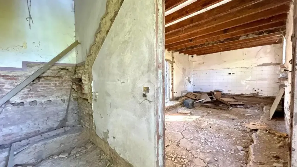 Toad - Semi-Independent Rustic House in Alseno