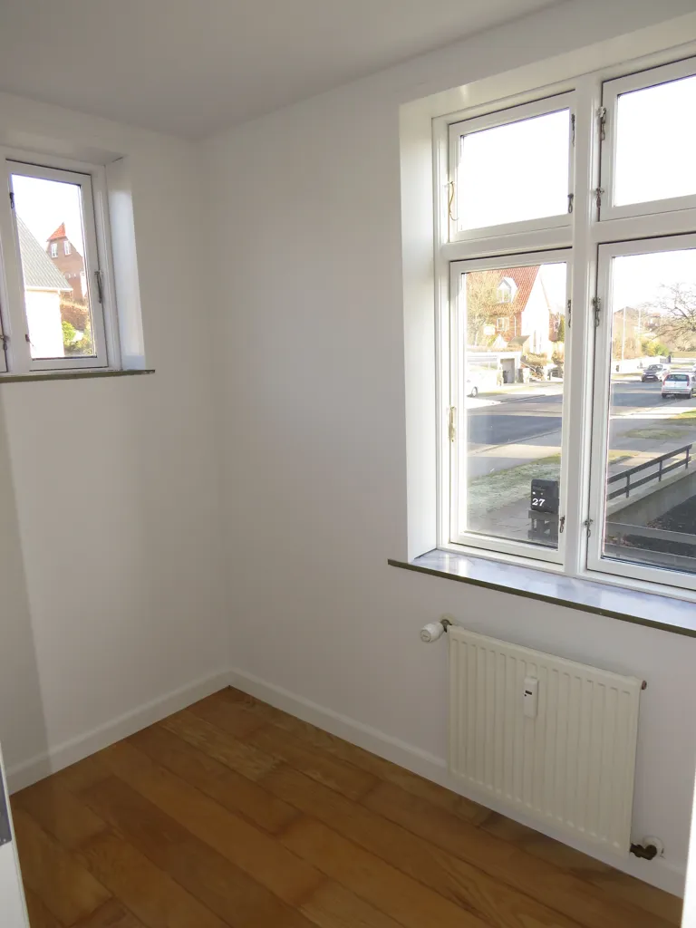 Rooms - Three-Room Apartment with Parking in Viborg