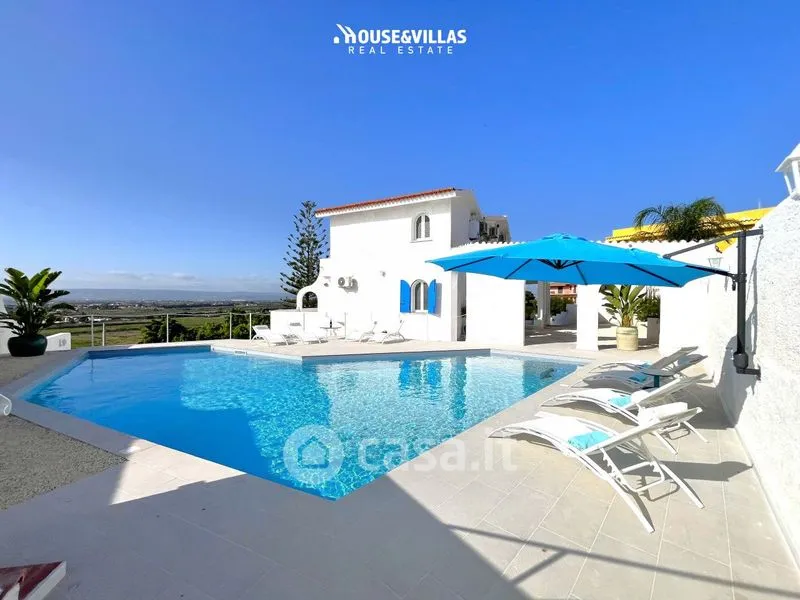 Bassein - Villa with Sea View Pool in Siracusa
