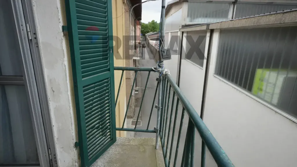 Balcony - Independent House with Balcony in Carcare