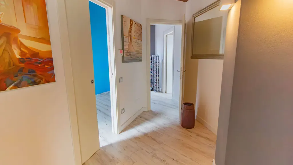 Esik - Mansarded Penthouse with Sky Views in Varese