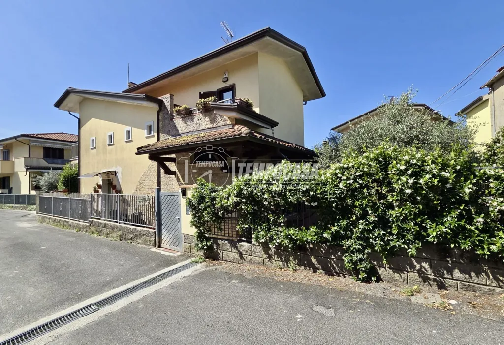 Välivaade - Rustic Villa with Garden in Castagnola, Massa