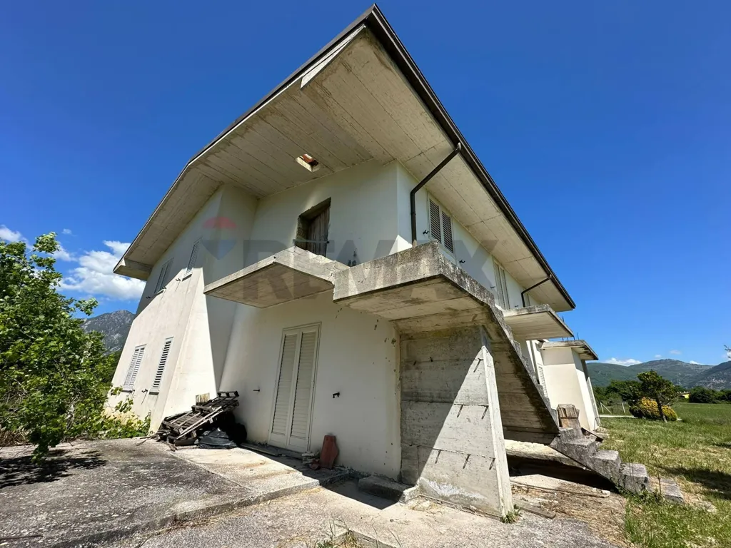 Esterno - Customisable House with Balcony in Rocchetta a Volturno