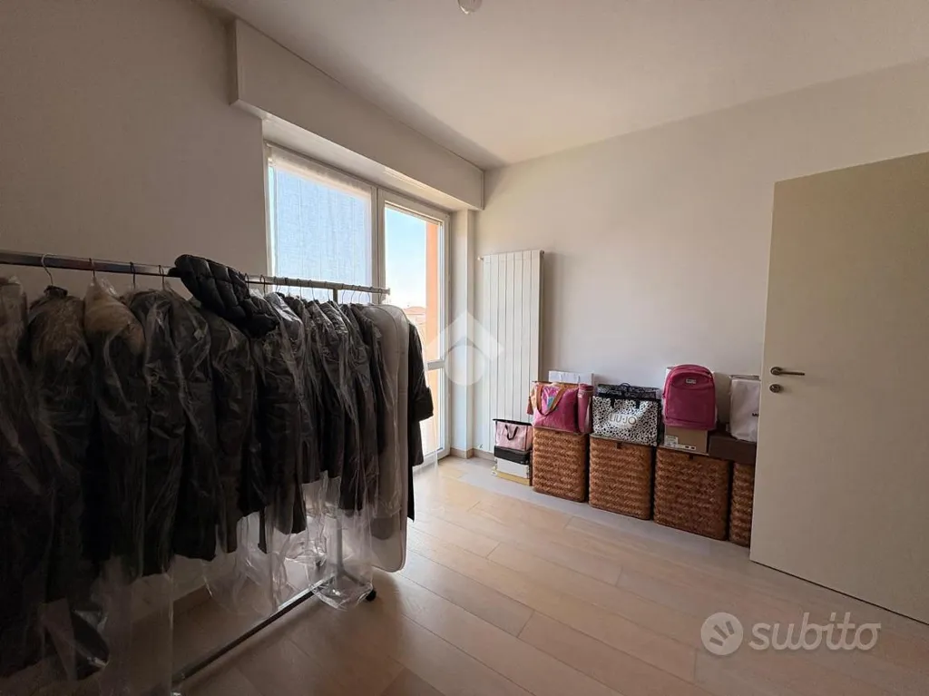 Appartement 4 pièces à IT