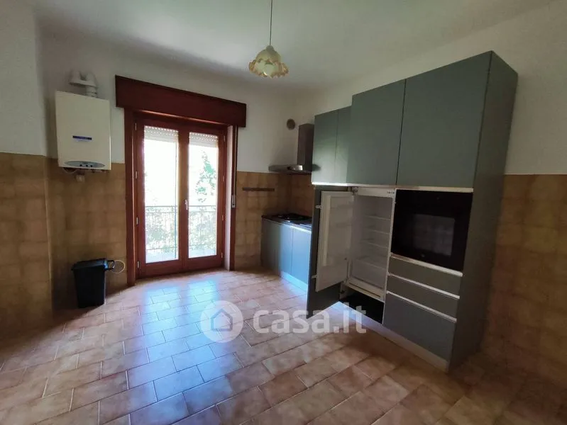 Cuisine - Spacious Apartment with Terrace in Montella