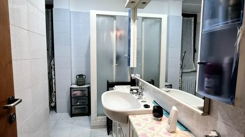 Vannitoad - Three-Bedroom Apartment in Ancona