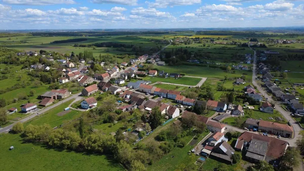 Vue aérienne - Terrain Constructible à Richeling, 763 m²