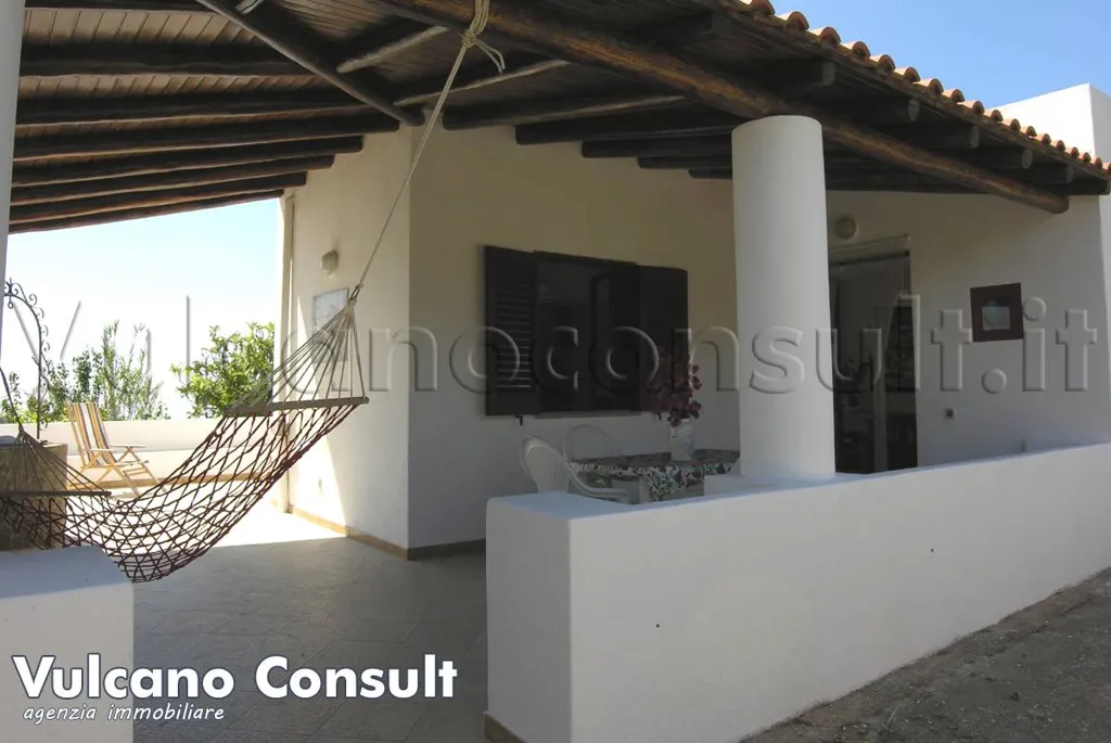 Terrasse - Independent House for Renovation in Torino