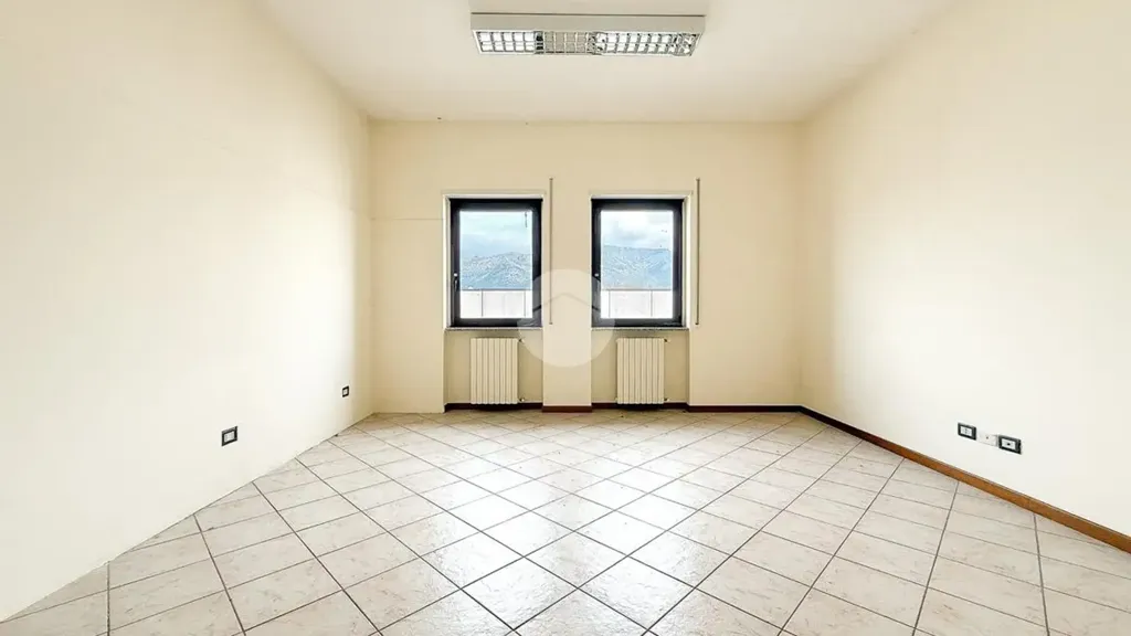 Pièces - Apartment with Parking in L'Aquila