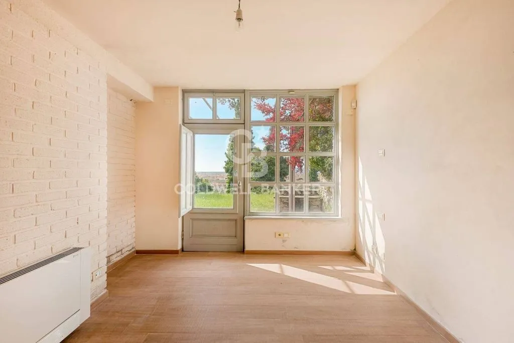 Pièces - Luxury Villa with Panoramic Views in Pietrasanta