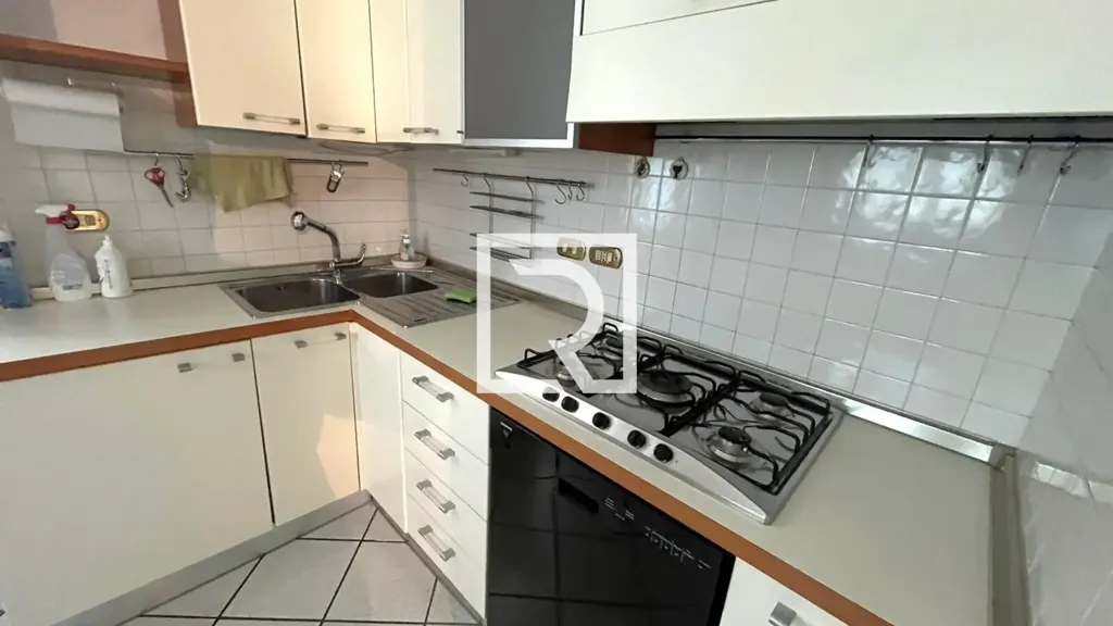 Cucina - Semi-detached House with Private Garden in Ravenna