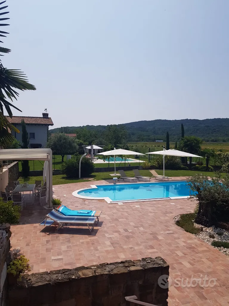 Bassein - Event Space with Pool in Feste
