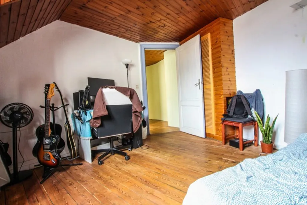 Chambres - Immeuble Mixte à Proximité du Square Marie-Louise à Bruxelles