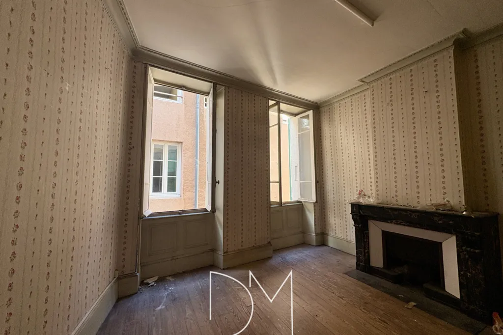 Toad - Charming 3-Piece Apartment in Valence