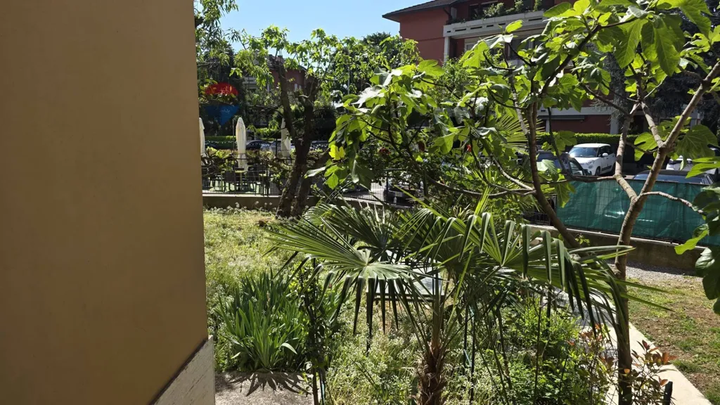 Aed - Modernised Three-Bedroom with Garden in Bovezzo